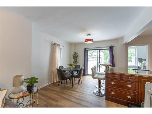 131 Ross Street, Welland, ON - Indoor Photo Showing Dining Room