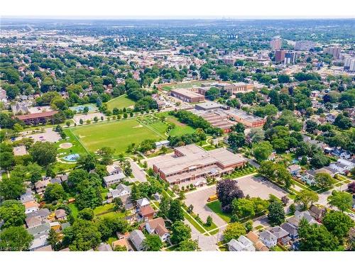 144 Dufferin Street E, St. Catharines, ON - Outdoor With View