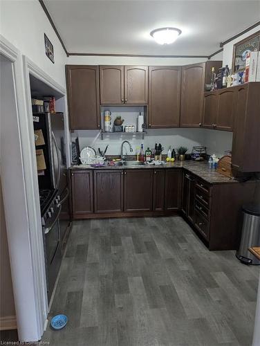 182 Talbot Street N, Simcoe, ON - Indoor Photo Showing Kitchen With Double Sink