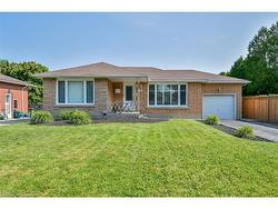 33 Collier Crescent  Hamilton, ON L9C 3S7