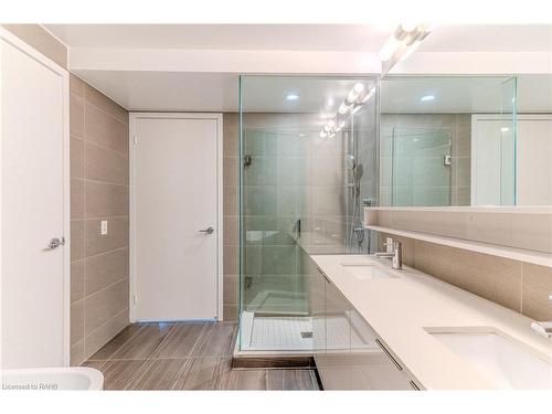 Th23-7 Buttermill Avenue, Vaughan, ON - Indoor Photo Showing Bathroom