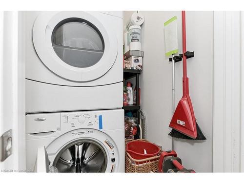 913 Nadalin Heights, Milton, ON - Indoor Photo Showing Laundry Room