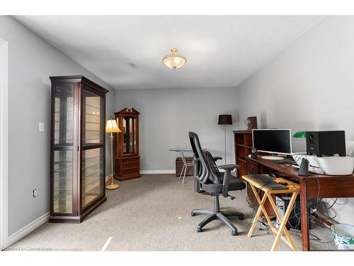 61 Napoli Drive, Hamilton, ON - Indoor Photo Showing Office