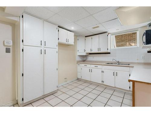 61 Napoli Drive, Hamilton, ON - Indoor Photo Showing Kitchen With Double Sink