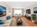 22 Glen Park Court, Hamilton, ON  - Indoor Photo Showing Living Room 