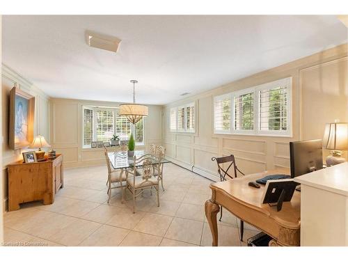 3040 First Street, Burlington, ON - Indoor Photo Showing Dining Room