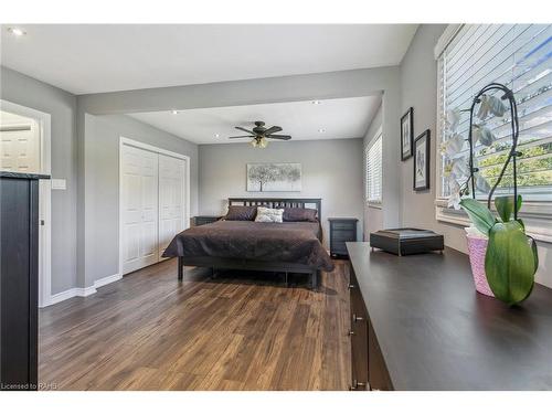 148 Boxley Road, Burlington, ON - Indoor Photo Showing Bedroom