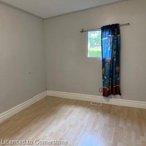 66 Eagle Avenue, Brantford, ON - Indoor Photo Showing Other Room