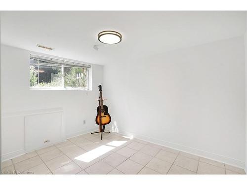 1 Northcliffe Avenue, Dundas, ON - Indoor Photo Showing Other Room