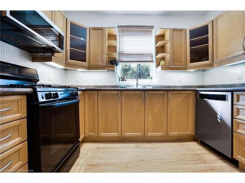 1 Northcliffe Avenue, Dundas, ON - Indoor Photo Showing Kitchen