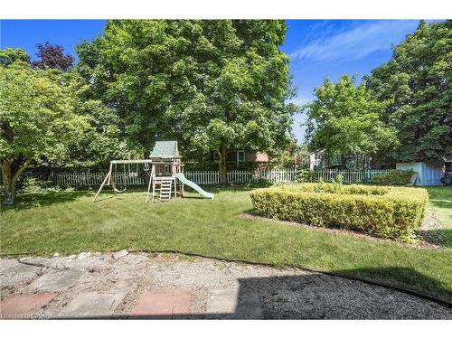 1 Northcliffe Avenue, Dundas, ON - Outdoor