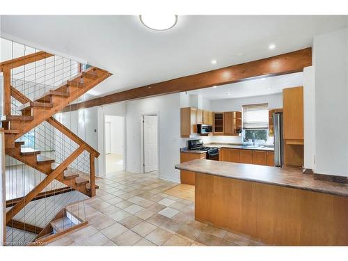 1 Northcliffe Avenue, Dundas, ON - Indoor Photo Showing Kitchen