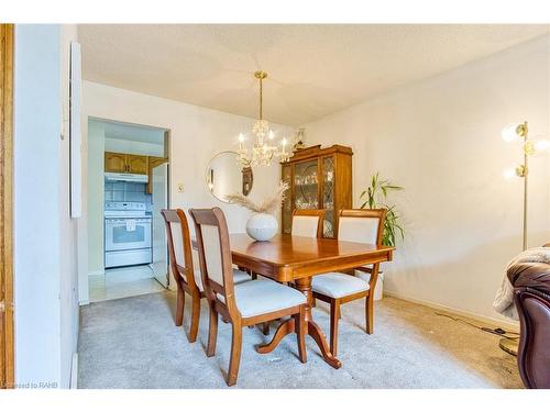 4 Cedar Glen, Grimsby, ON - Indoor Photo Showing Dining Room