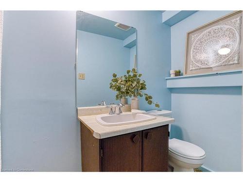 4 Cedar Glen, Grimsby, ON - Indoor Photo Showing Bathroom