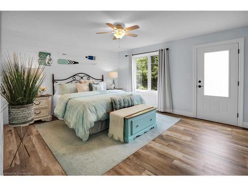 565 Chantler Road, Pelham, ON - Indoor Photo Showing Bedroom