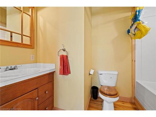 4968 Nigh Road, Fort Erie, ON - Indoor Photo Showing Bathroom