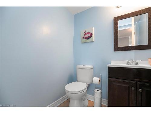 2206-150 Charlton Avenue E, Hamilton, ON - Indoor Photo Showing Bathroom