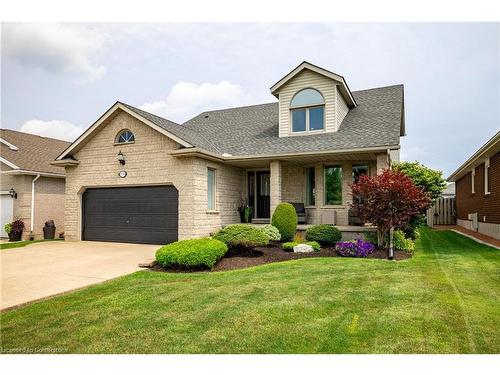 7789 Alpine Drive, Niagara Falls, ON - Outdoor With Deck Patio Veranda With Facade