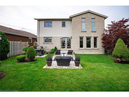 7789 Alpine Drive, Niagara Falls, ON - Outdoor