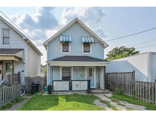 17 Albemarle Street, Hamilton, ON - Outdoor With Deck Patio Veranda