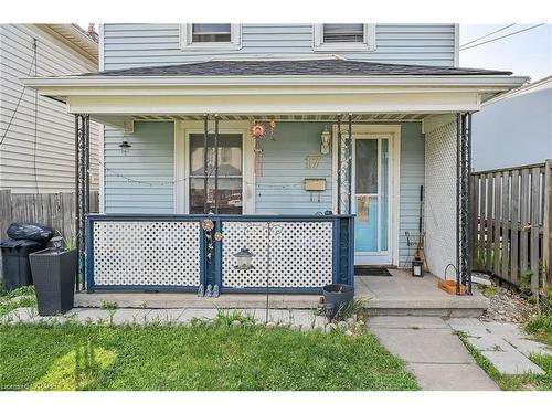 17 Albemarle Street, Hamilton, ON - Outdoor With Deck Patio Veranda With Exterior