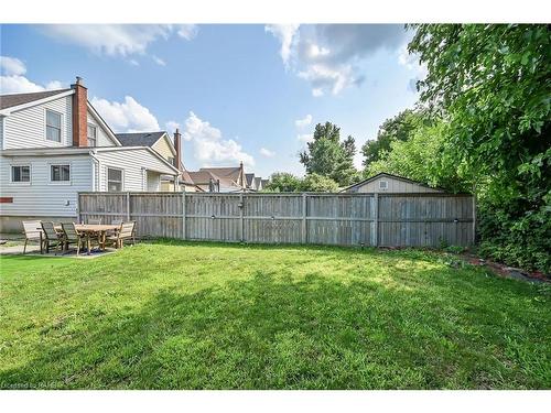 17 Albemarle Street, Hamilton, ON - Outdoor