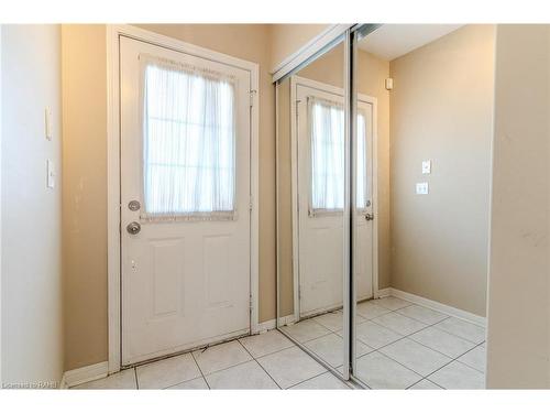 12-14 Cox Boulevard, Markham, ON - Indoor Photo Showing Other Room