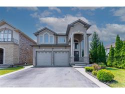 12 Sistine Court  Hamilton, ON L9B 0C4