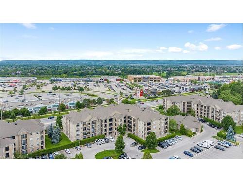 105-2035 Appleby Line, Burlington, ON - Outdoor With View