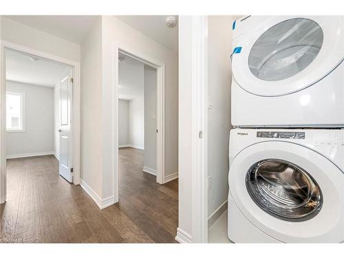 19 Linden Park Lane, Hamilton, ON - Indoor Photo Showing Laundry Room