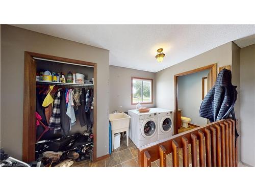 12750 Mittlestaedt Road, Wainfleet, ON - Indoor Photo Showing Laundry Room