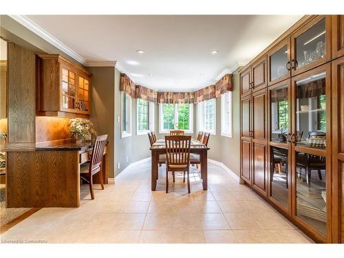 47 Woodend Drive, Carlisle, ON - Indoor Photo Showing Dining Room