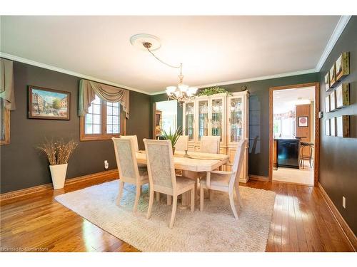 47 Woodend Drive, Carlisle, ON - Indoor Photo Showing Dining Room