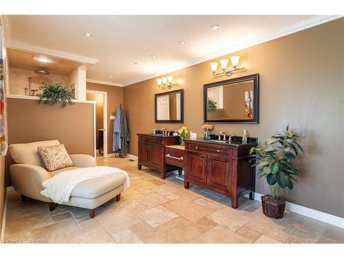 47 Woodend Drive, Carlisle, ON - Indoor Photo Showing Other Room