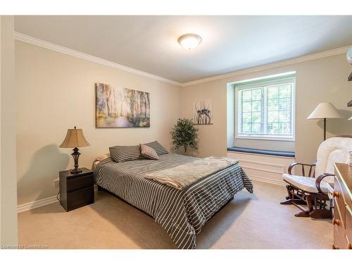 47 Woodend Drive, Carlisle, ON - Indoor Photo Showing Bedroom