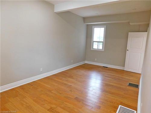 8 Harvey Street, Hamilton, ON - Indoor Photo Showing Other Room