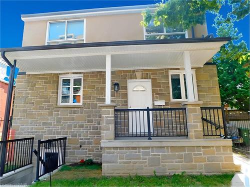 8 Harvey Street, Hamilton, ON - Outdoor