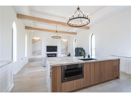 6084 Talbot Road, Cayuga, ON - Indoor Photo Showing Kitchen