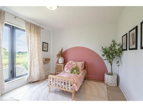 6084 Talbot Road, Cayuga, ON - Indoor Photo Showing Bedroom