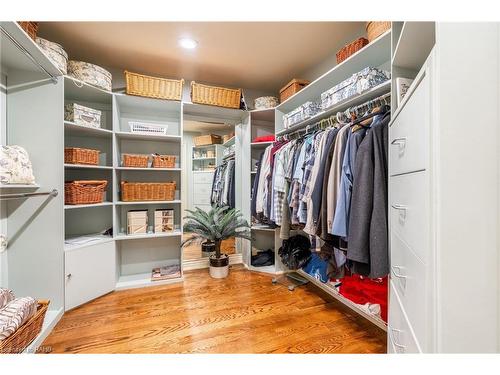 4014 Lantern Lane, Burlington, ON - Indoor With Storage