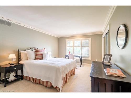 4014 Lantern Lane, Burlington, ON - Indoor Photo Showing Bedroom