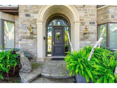 4014 Lantern Lane, Burlington, ON - Outdoor