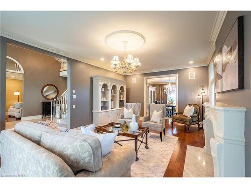 4014 Lantern Lane, Burlington, ON - Indoor Photo Showing Living Room