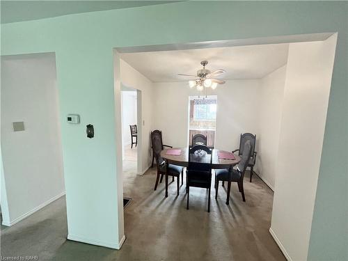 5-34 Bow Valley Drive, Hamilton, ON - Indoor Photo Showing Dining Room