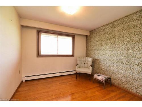 310 Montmorency Drive, Hamilton, ON - Indoor Photo Showing Other Room