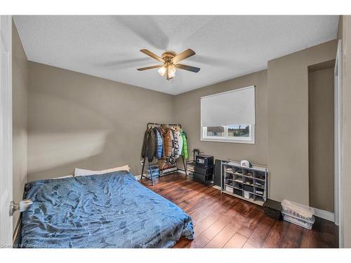 25 Lindsay Drive, Haldimand County, ON - Indoor Photo Showing Bedroom