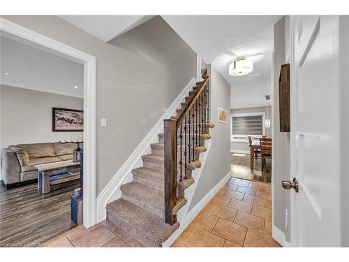 25 Lindsay Drive, Haldimand County, ON - Indoor Photo Showing Other Room