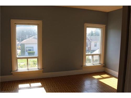 311 East Avenue N, Hamilton, ON - Indoor Photo Showing Other Room