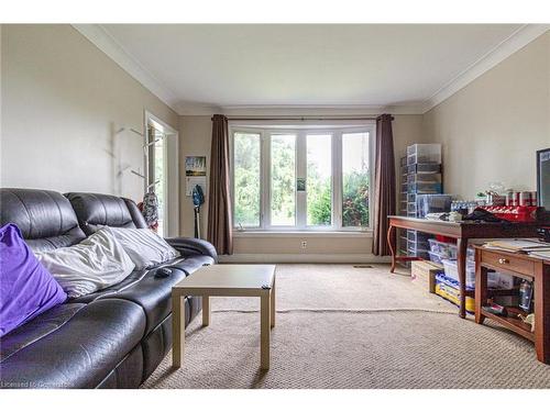 1340 Bunnell Drive, Burlington, ON - Indoor Photo Showing Bedroom