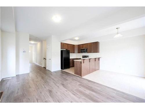 95 Bilanski Farm Road, Brantford, ON - Indoor Photo Showing Kitchen